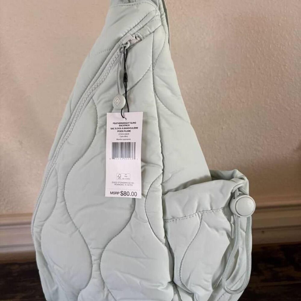 Vera-bradley Featherweight Sling Backpack Green-NWT